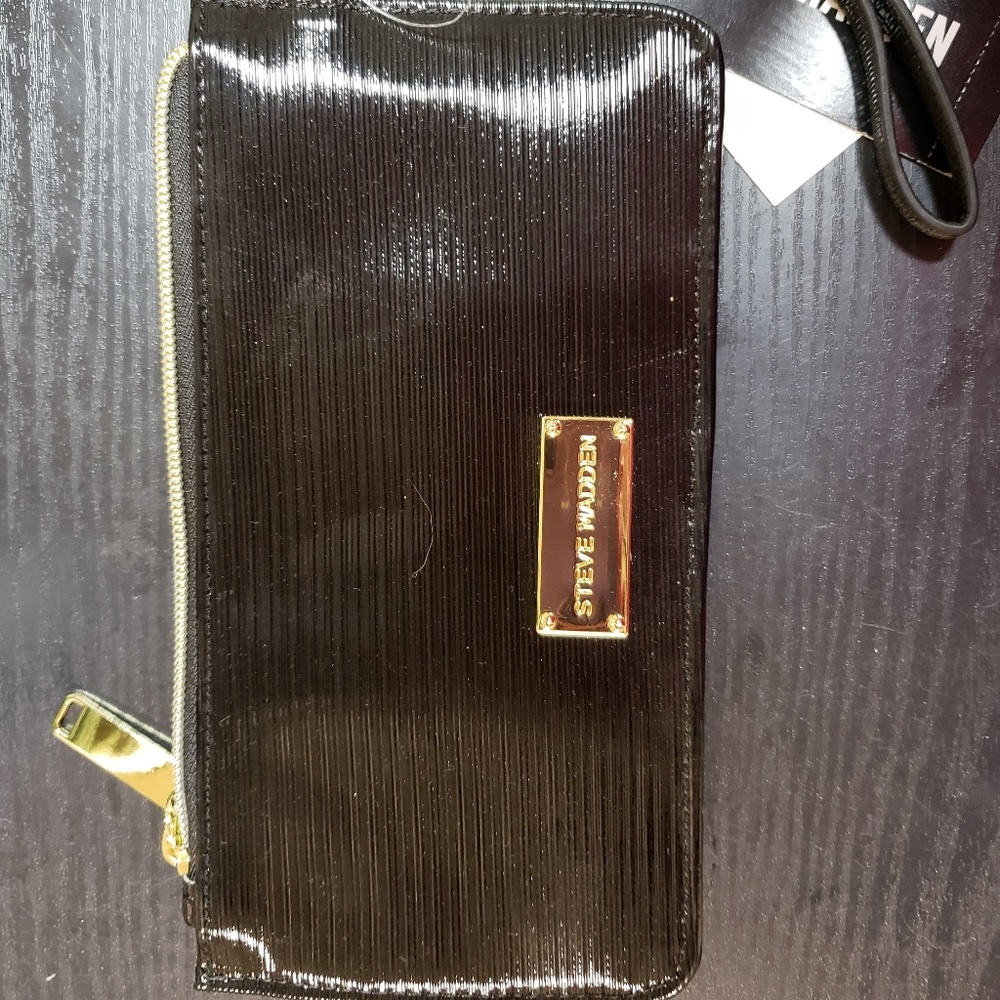 Steve Madden Black Wristlet